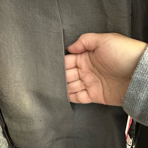 Eileen Fisher Metallic Gray 100% Silk Lightweight Blazer  & Dress Pants sz small - Picture 12 of 14